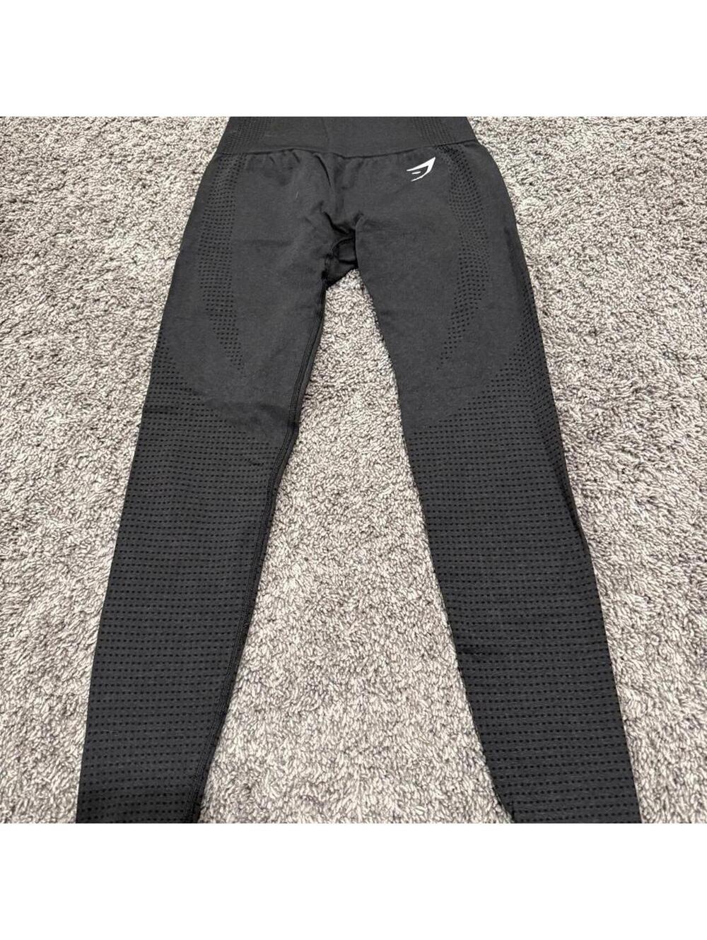 Gymshark Black Seamless Leggings Size Small